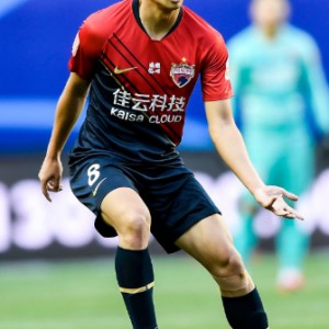 九州娱乐-包含西班牙面临瑞罗基中场球员伤势恢复问题的词条